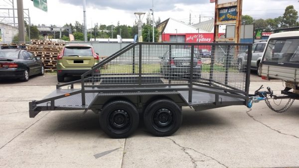 Car Trailer with Cage 2